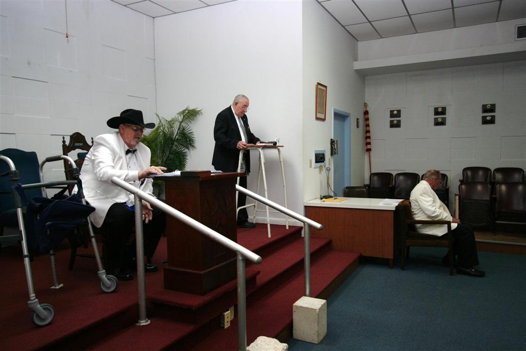 Noah_Officers_2011 (30).jpg
